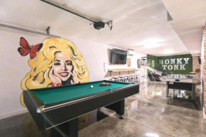 Honky Tonk Game Room with Rooftop Deck